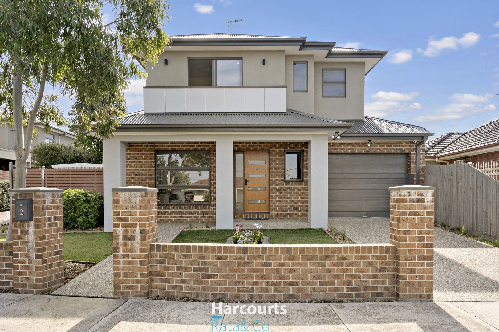 2 bedrooms Townhouse in 2/12 Stephen Court THOMASTOWN VIC, 3074
