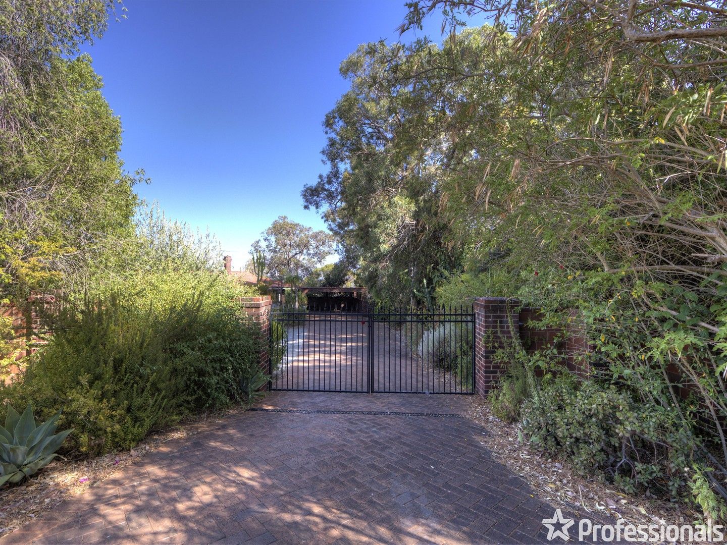 1 Hermes Road, Gooseberry Hill WA 6076, Image 0