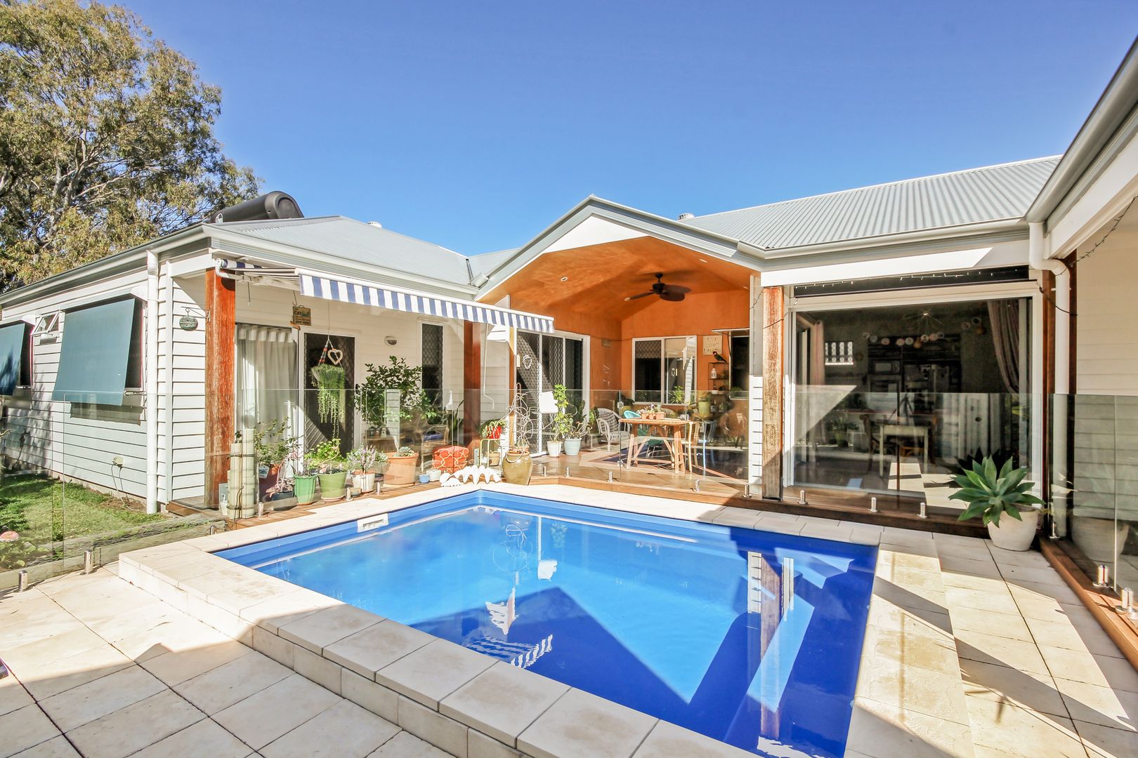 15 Aston Close, Brighton Property History & Address Research Domain