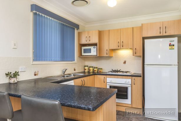 2/28 Queen Street, Warners Bay NSW 2282, Image 1