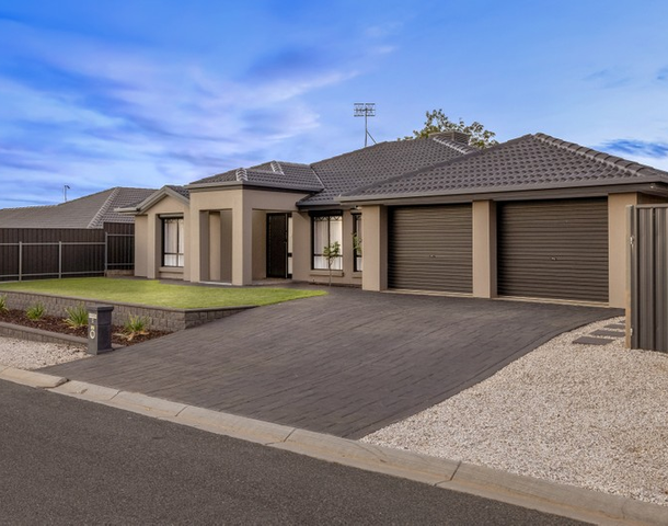 5 Katherine Crescent, Craigmore SA 5114