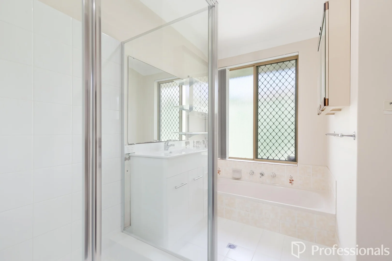 Additional image 14 of 2/30 Marjorie Avenue, Shelley WA 6148