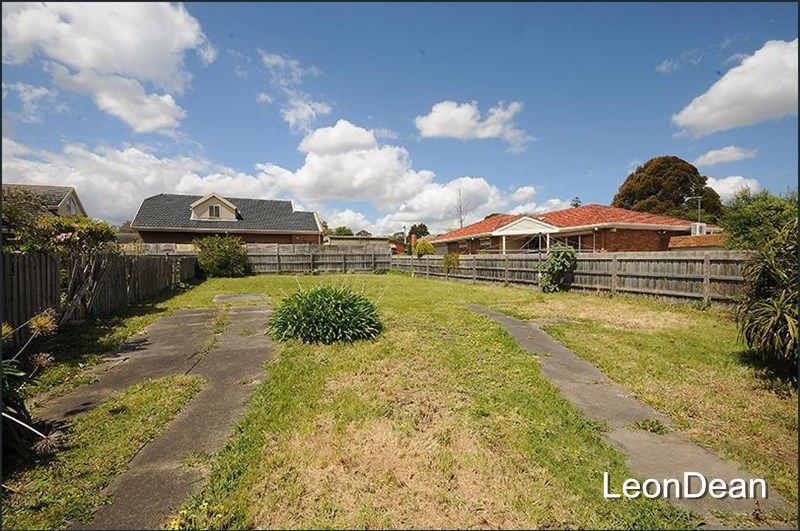 34 Mount Street, Glen Waverley VIC 3150, Image 2