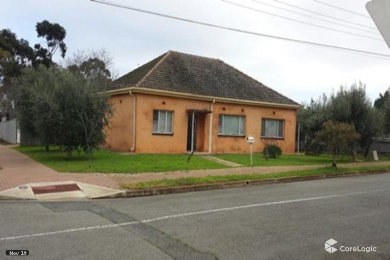 3 bedrooms House in 10 Teak Street CAMPBELLTOWN SA, 5074