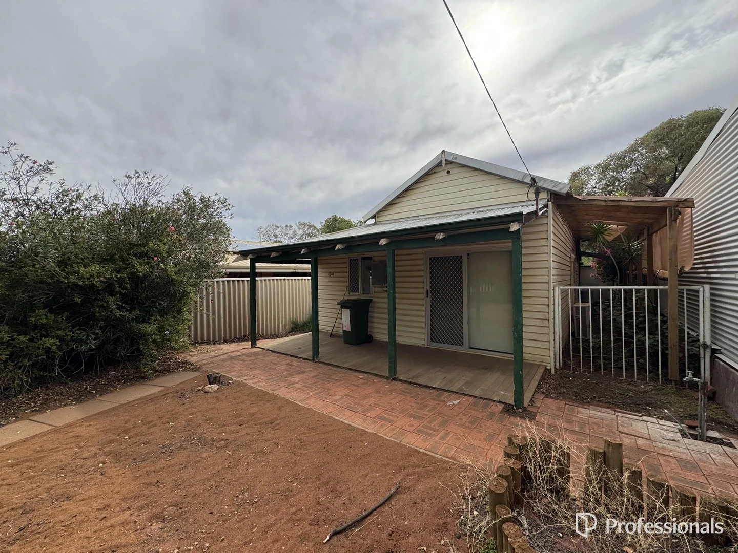 Primary image of 7A Victoria Street East, Kalgoorlie WA 6430