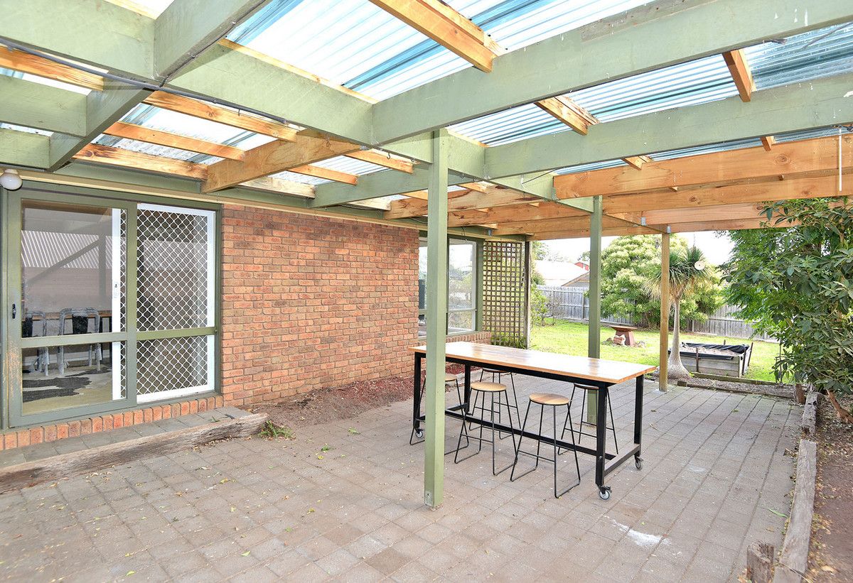 6 Alinga Court, Clifton Springs VIC 3222, Image 2