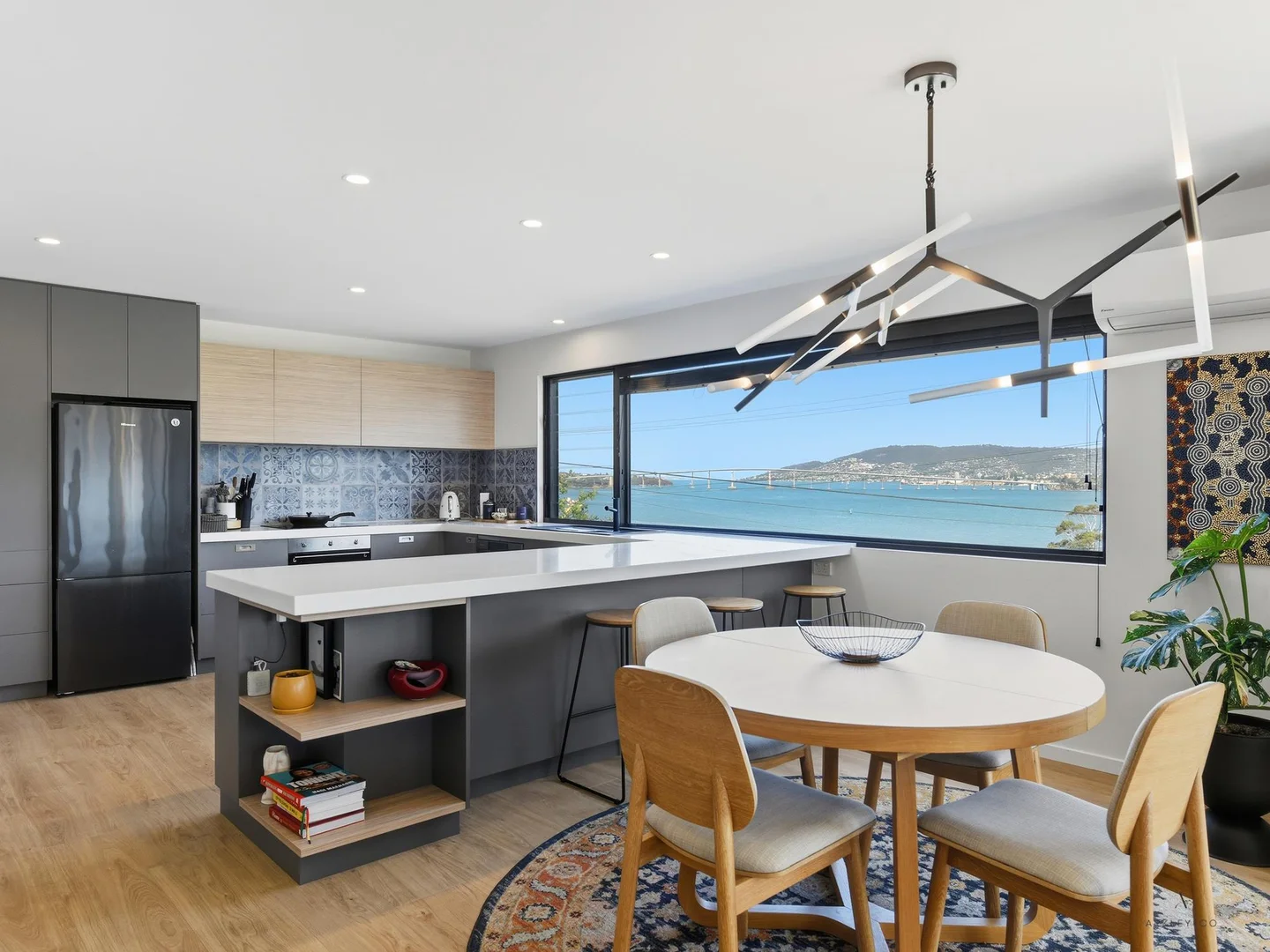 Additional image 2 of 1/142 Derwent Avenue, Lindisfarne TAS 7015