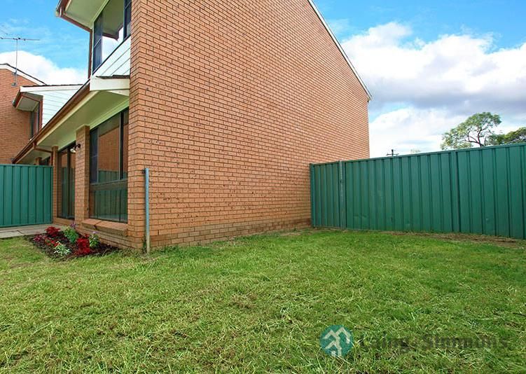 1/1 Manning Street, Warwick Farm NSW 2170, Image 2