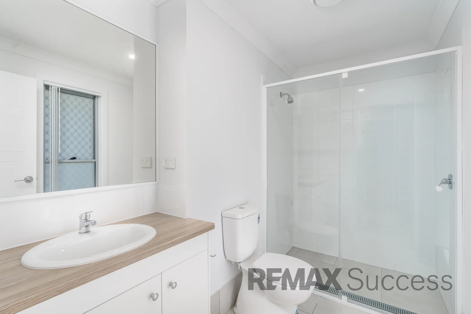 Additional image 8 of 2/4 Oriole CRT, Glenvale QLD 4350