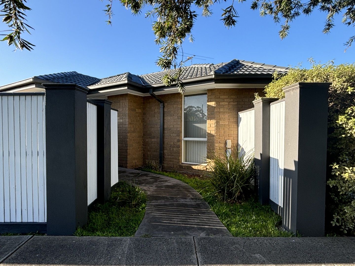 2 bedrooms Apartment / Unit / Flat in 5/40 Godley Street RESERVOIR VIC, 3073