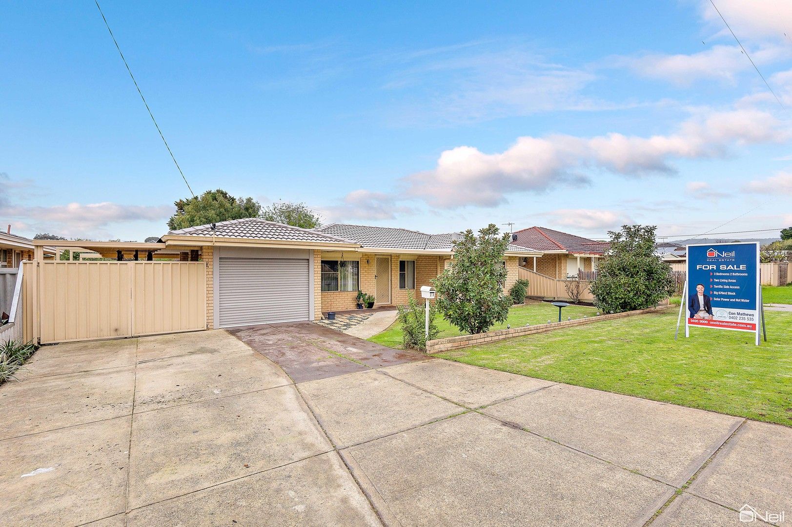3 bedrooms House in 29 Challis Road ARMADALE WA, 6112