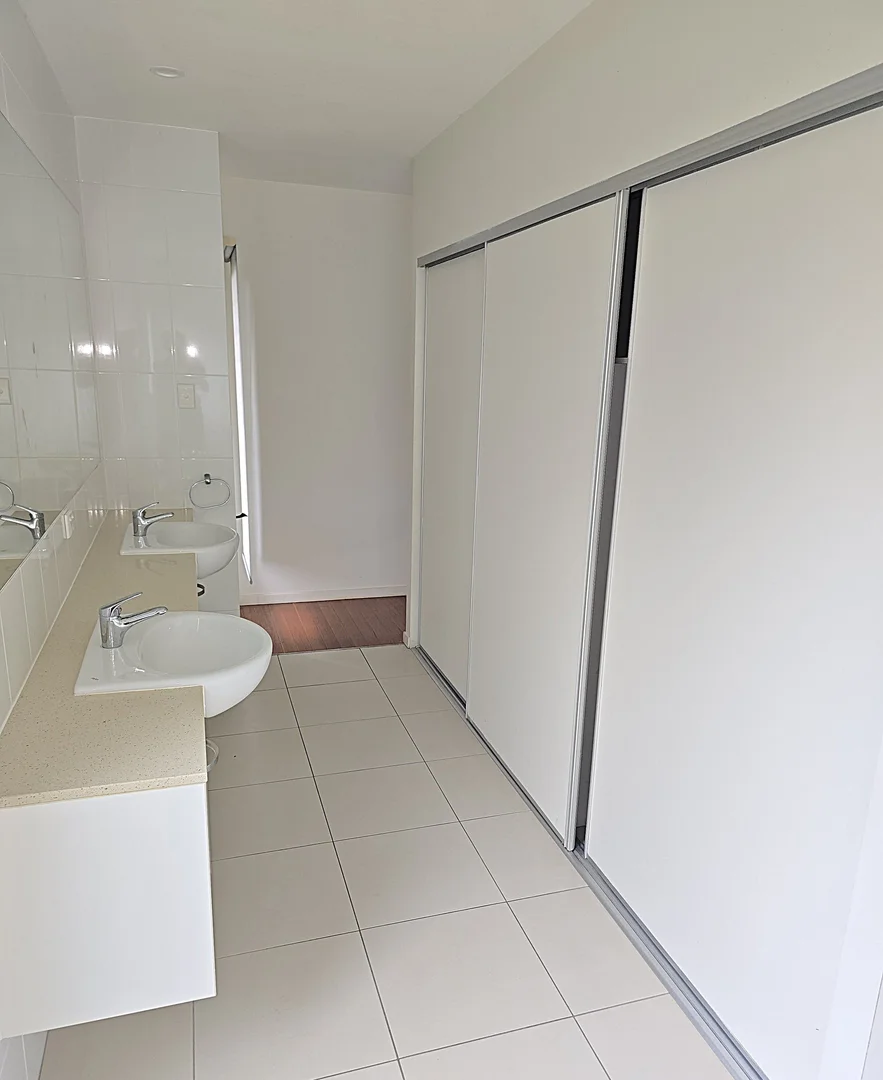 Additional image 11 of Rainbow Beach QLD 4581