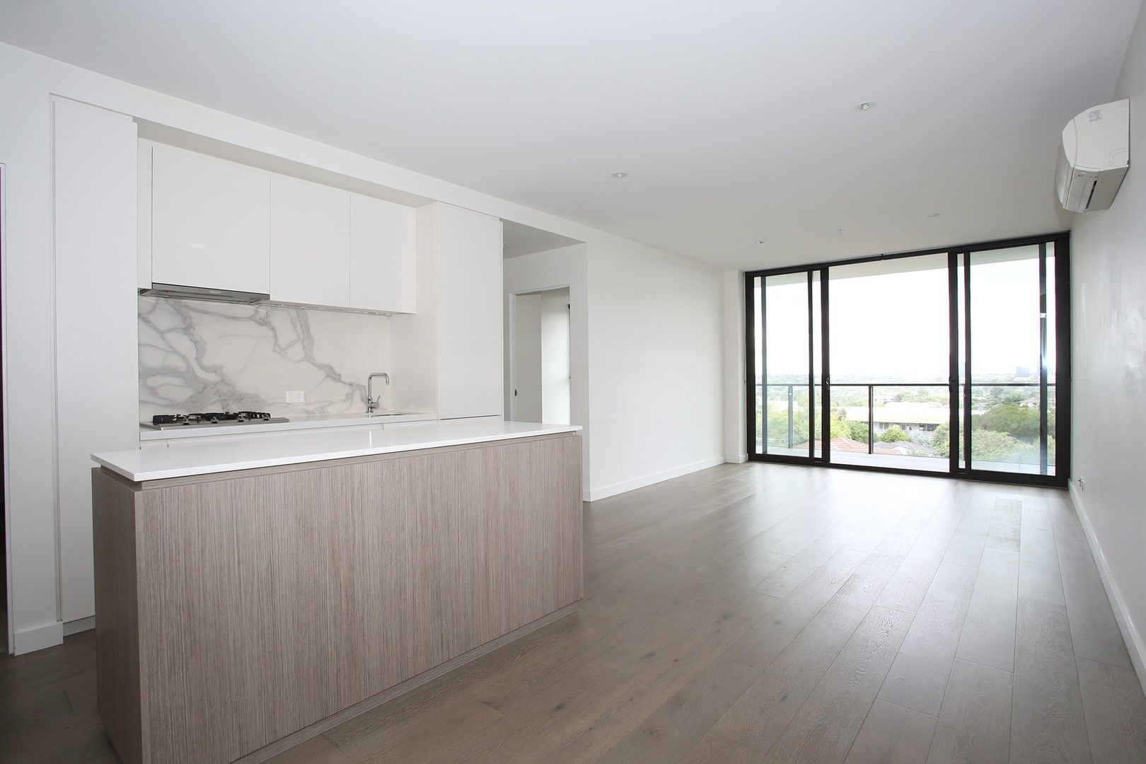 2 bedrooms Apartment / Unit / Flat in 209/5 Elgar Court DONCASTER VIC, 3108