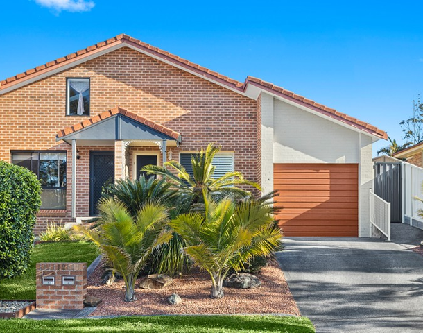 2/12 Borang Place, Flinders NSW 2529