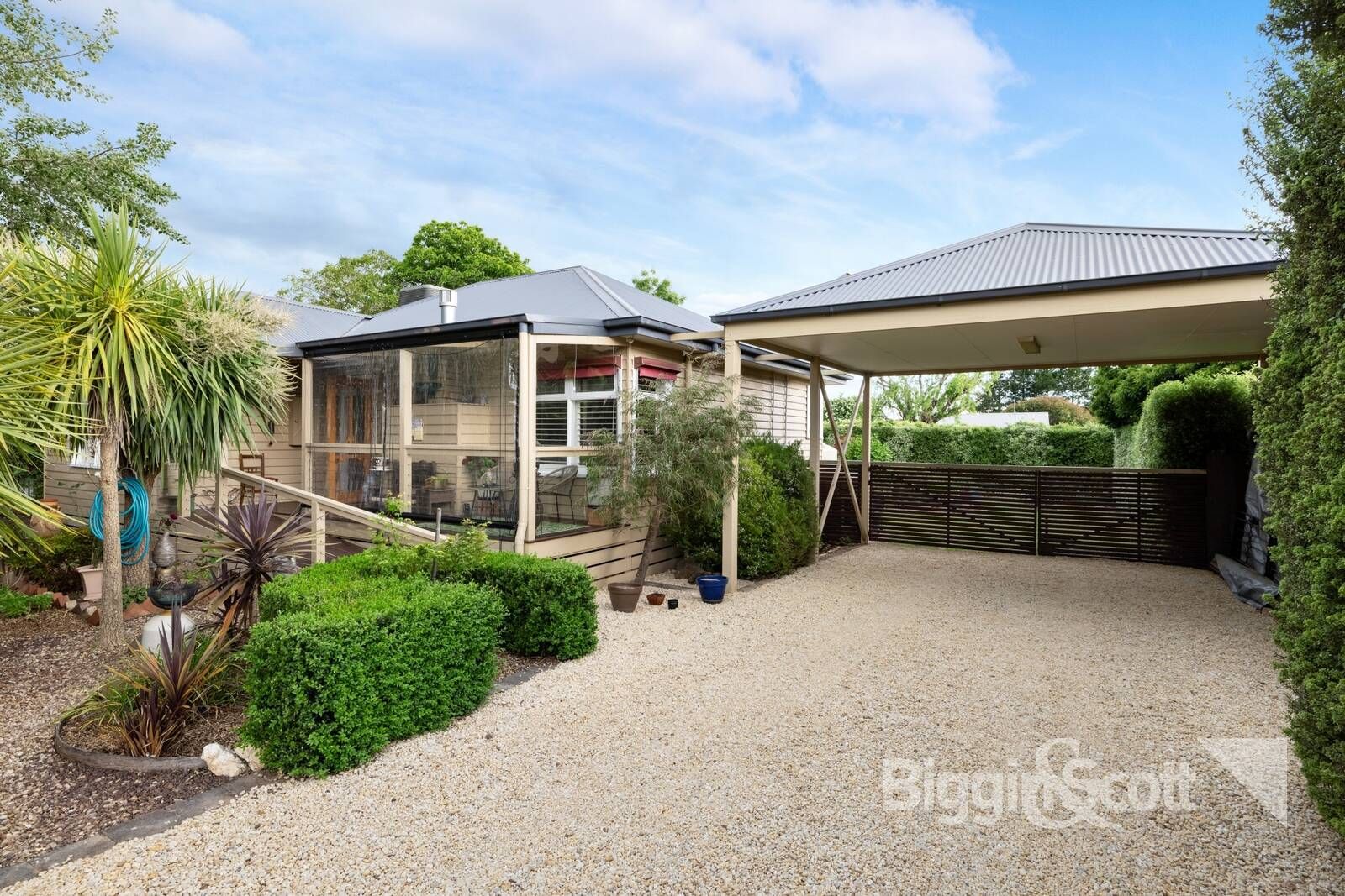 15A Grenville Street, Daylesford VIC 3460, Image 2