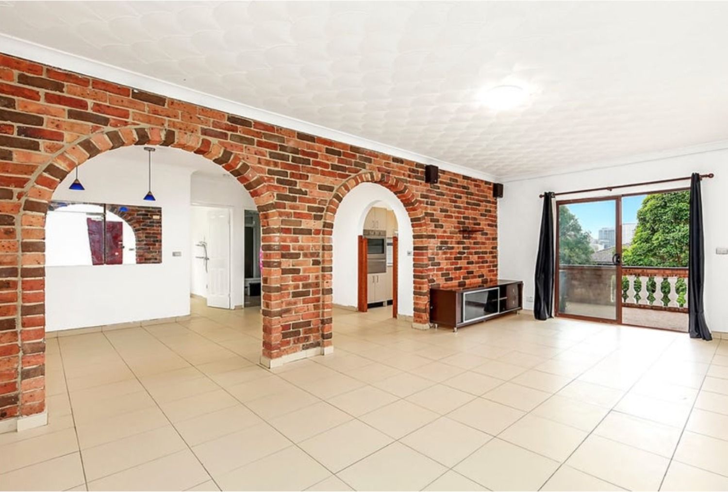 2 bedrooms Apartment / Unit / Flat in 8/41 Harris Street HARRIS PARK NSW, 2150