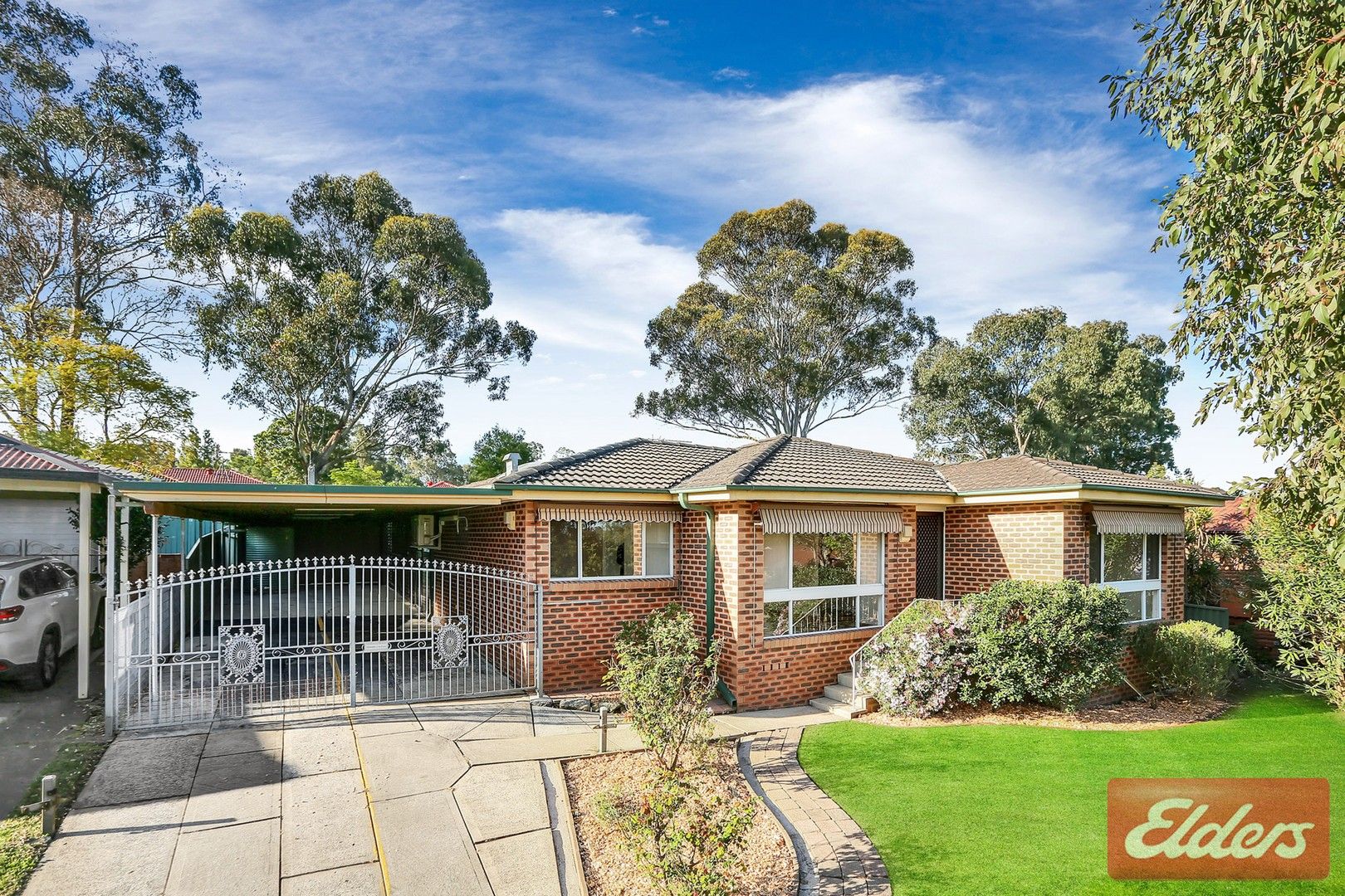 Sold 176 James Cook Drive, Kings Langley NSW 2147 on 19 Oct 2022