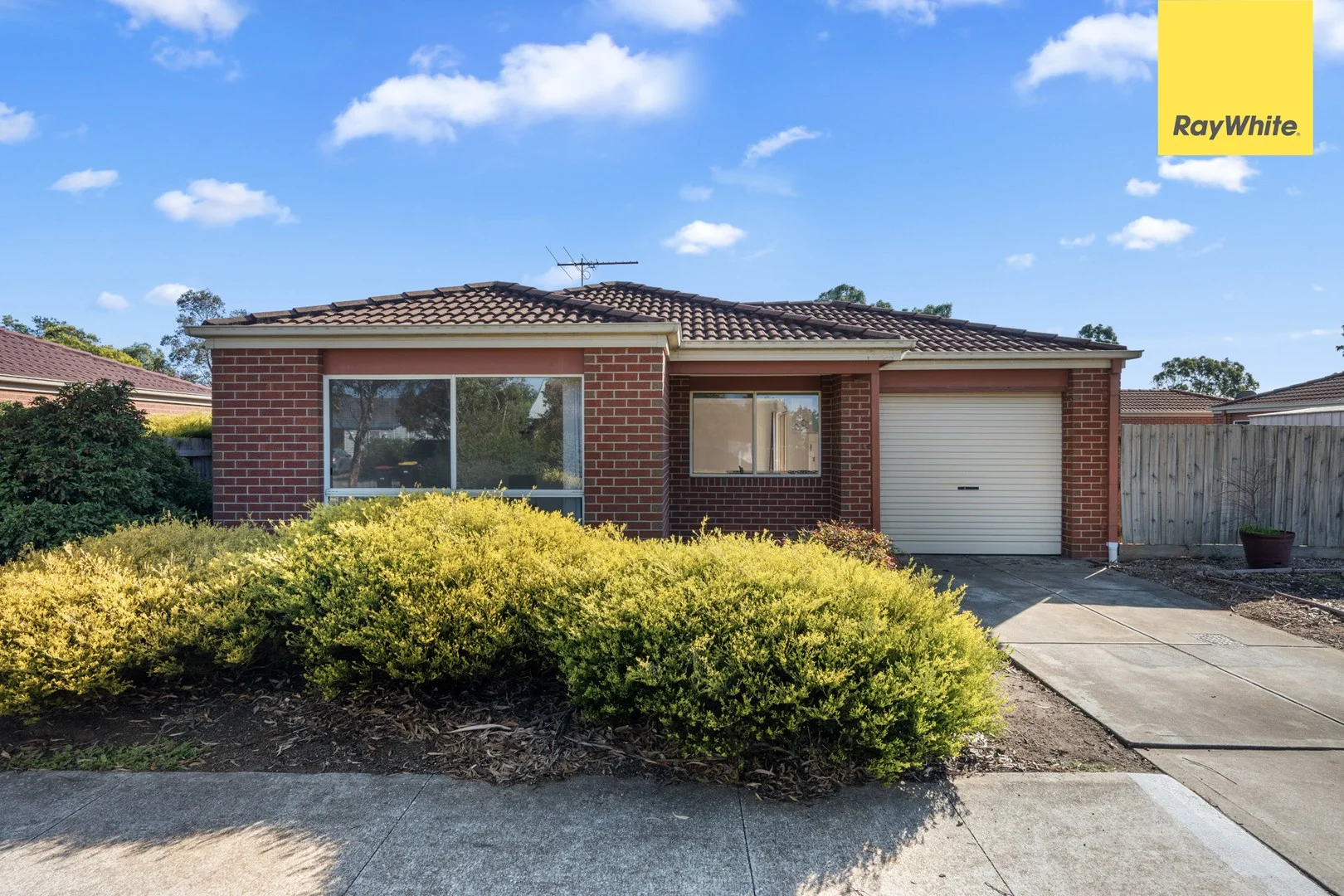 22 Phillip Street, Melton South VIC 3338