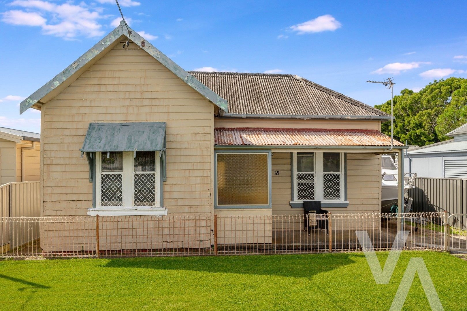 18 Pembroke Street, Stockton NSW 2295, Image 0