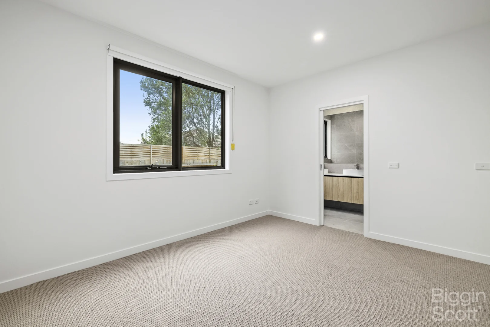 Additional image 5 of 2/5 Carcoola Court, Ormond VIC 3204