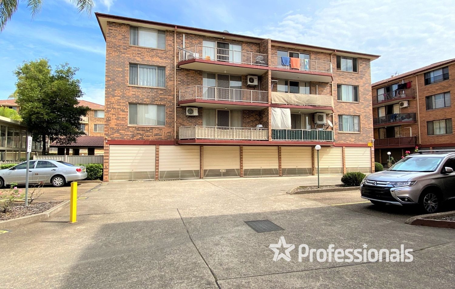 2 bedrooms Apartment / Unit / Flat in 74/2 Riverpark Drive LIVERPOOL NSW, 2170
