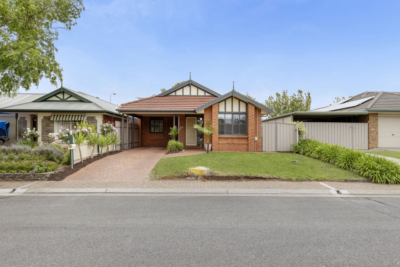 6 Dotterel Place, Seaford Rise SA 5169, Image 2