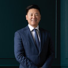 William Chen, Sales representative