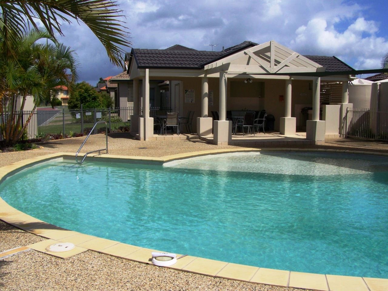 53/15 College Street, North Lakes Property History & Address Research