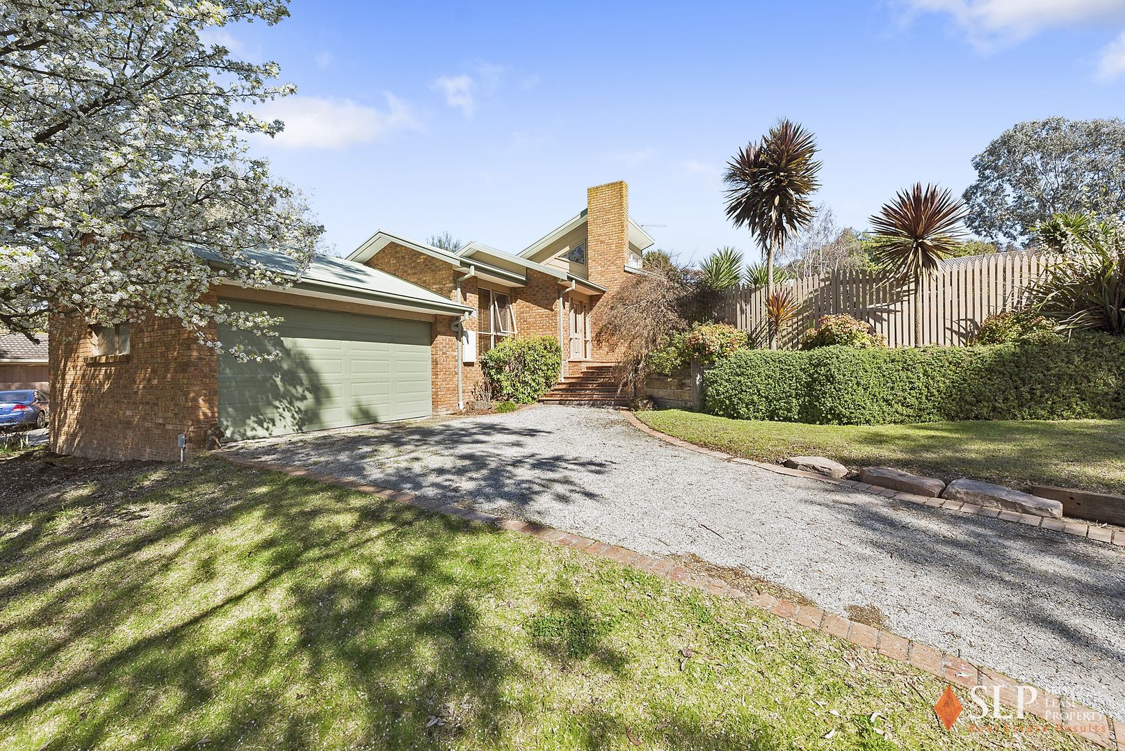 13 Lakeview Drive, Lilydale Property History & Address Research Domain