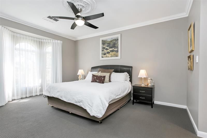 67 The Grove, Lower Mitcham SA 5062, Image 2