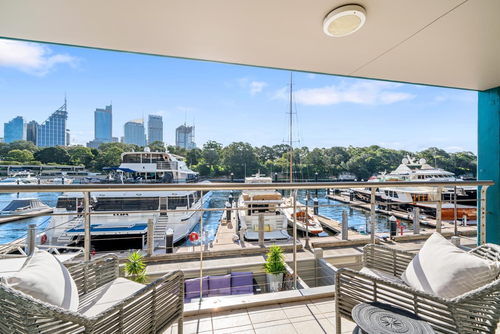 218/6 Cowper Wharf Road, Woolloomooloo NSW 2011, Image 2