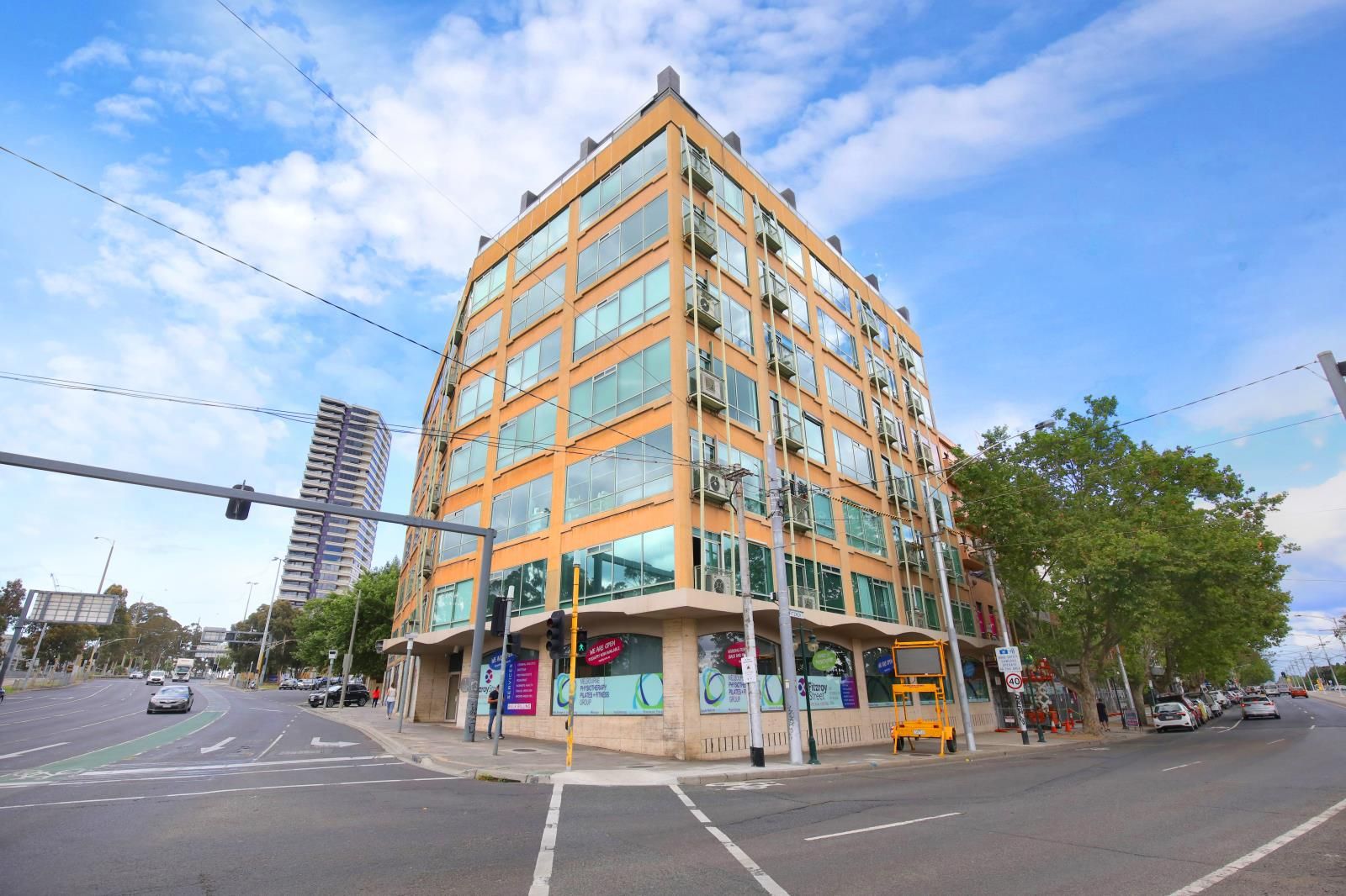 16 1 St Kilda Road St Kilda Vic 3182 Apartment For Rent 400 00 Domain