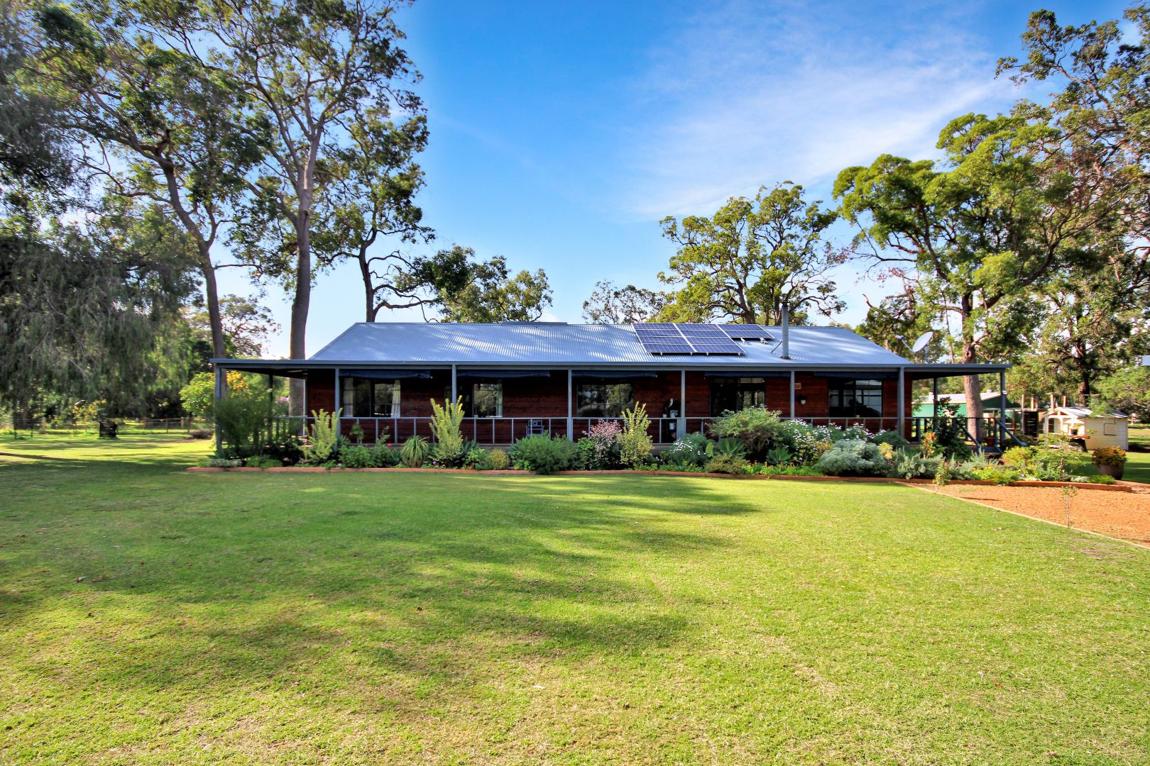 8 Kookaburra Close, Myalup WA 6220, Image 1