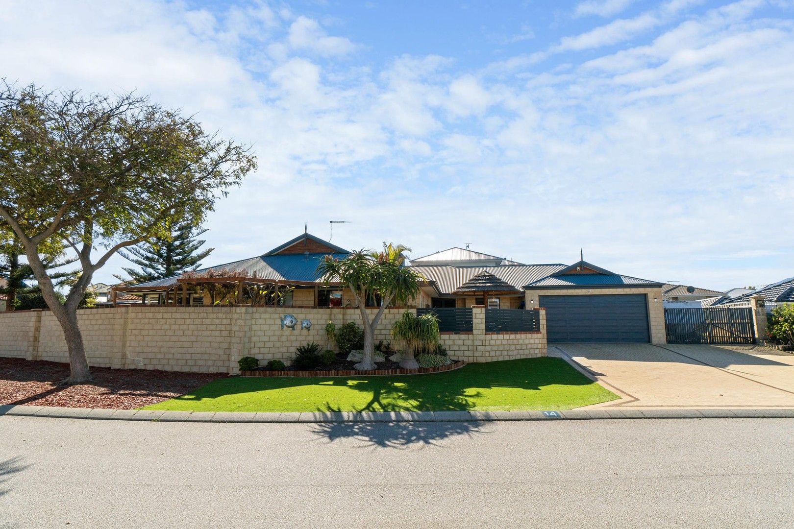 14 Berrington Pass, Quinns Rocks WA 6030, Image 1