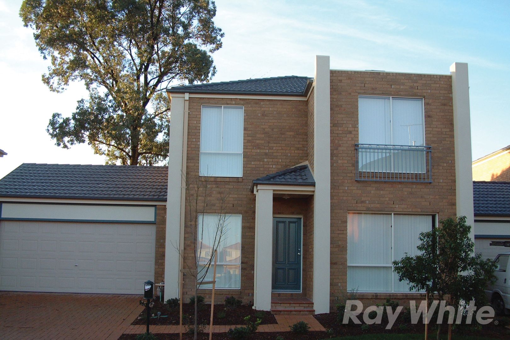 25 Larkspur Circuit, Glen Waverley VIC 3150