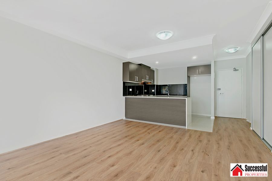 304/8D Myrtle Street, Prospect NSW 2148, Image 2