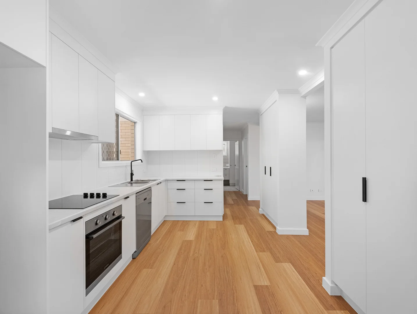 Additional image 4 of 160 Cypress Street, Urangan QLD 4655