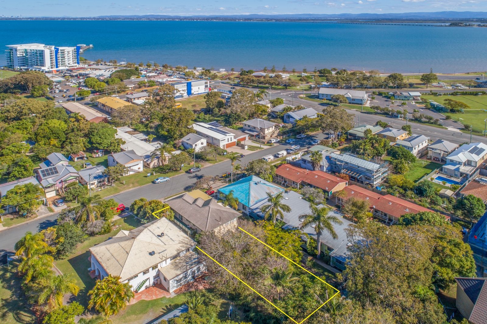 24 Alfred Street, Woody Point QLD 4019, Image 2