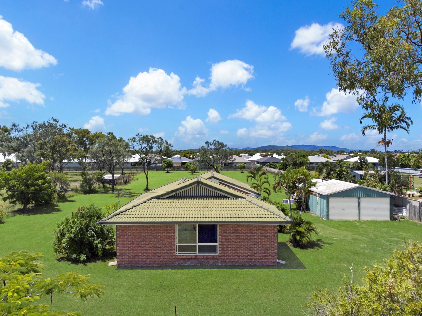 24 Chesney Road, Mount Low QLD 4818