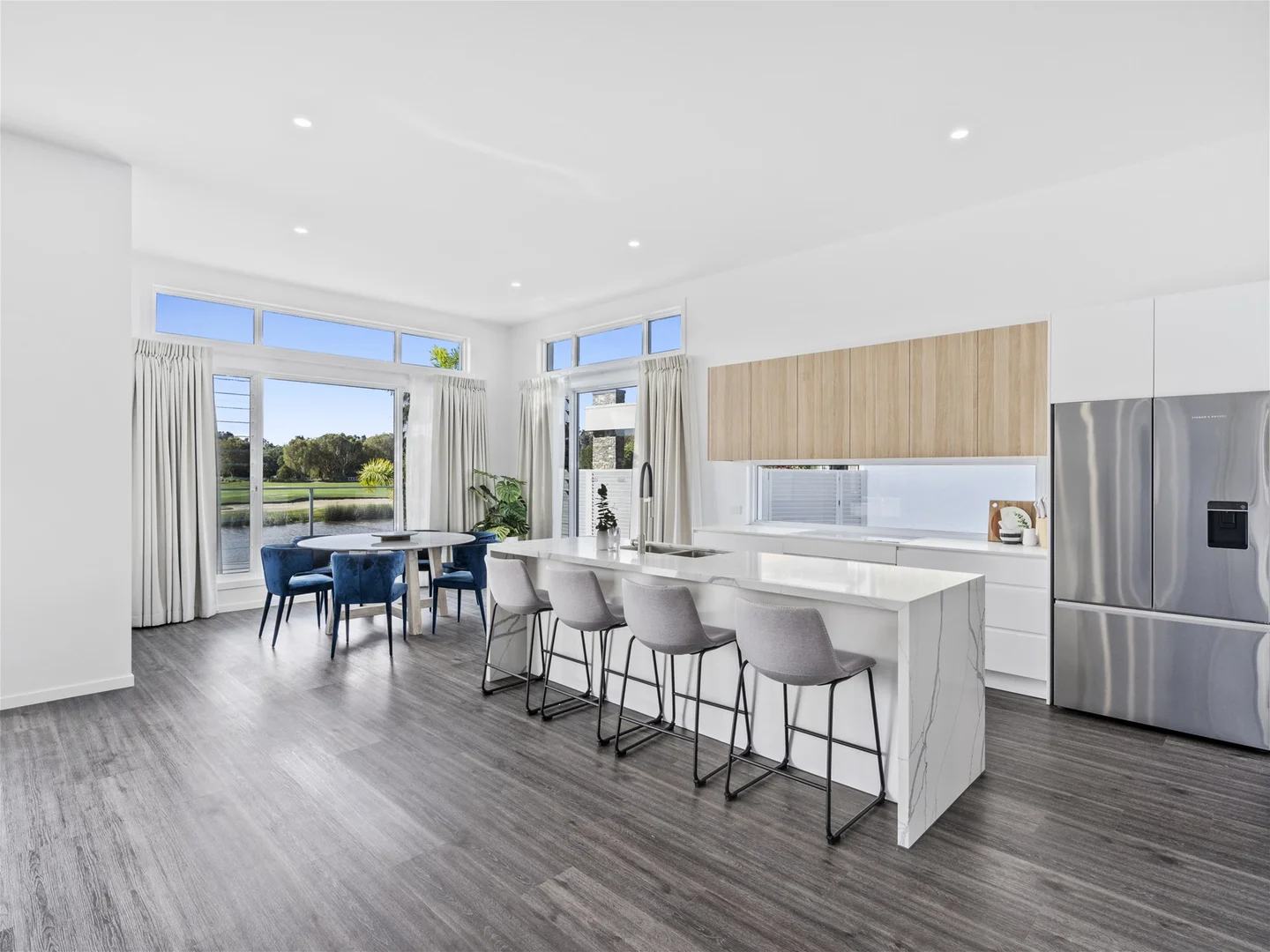 Additional image 2 of 16 NICKLAUS COURT, Merrimac QLD 4226