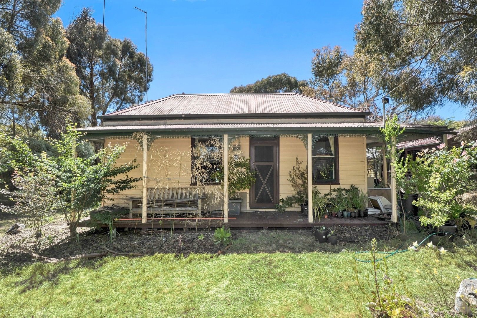 4 bedrooms House in 17 Otway Street South BALLARAT EAST VIC, 3350