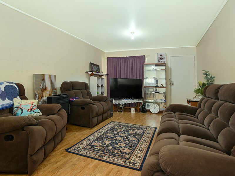 63 Noll Street, Kearneys Spring QLD 4350, Image 2