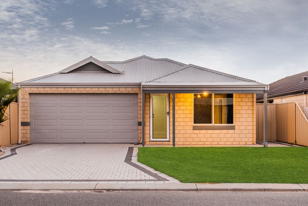 20 Fairlie Road, Canning Vale WA 6155