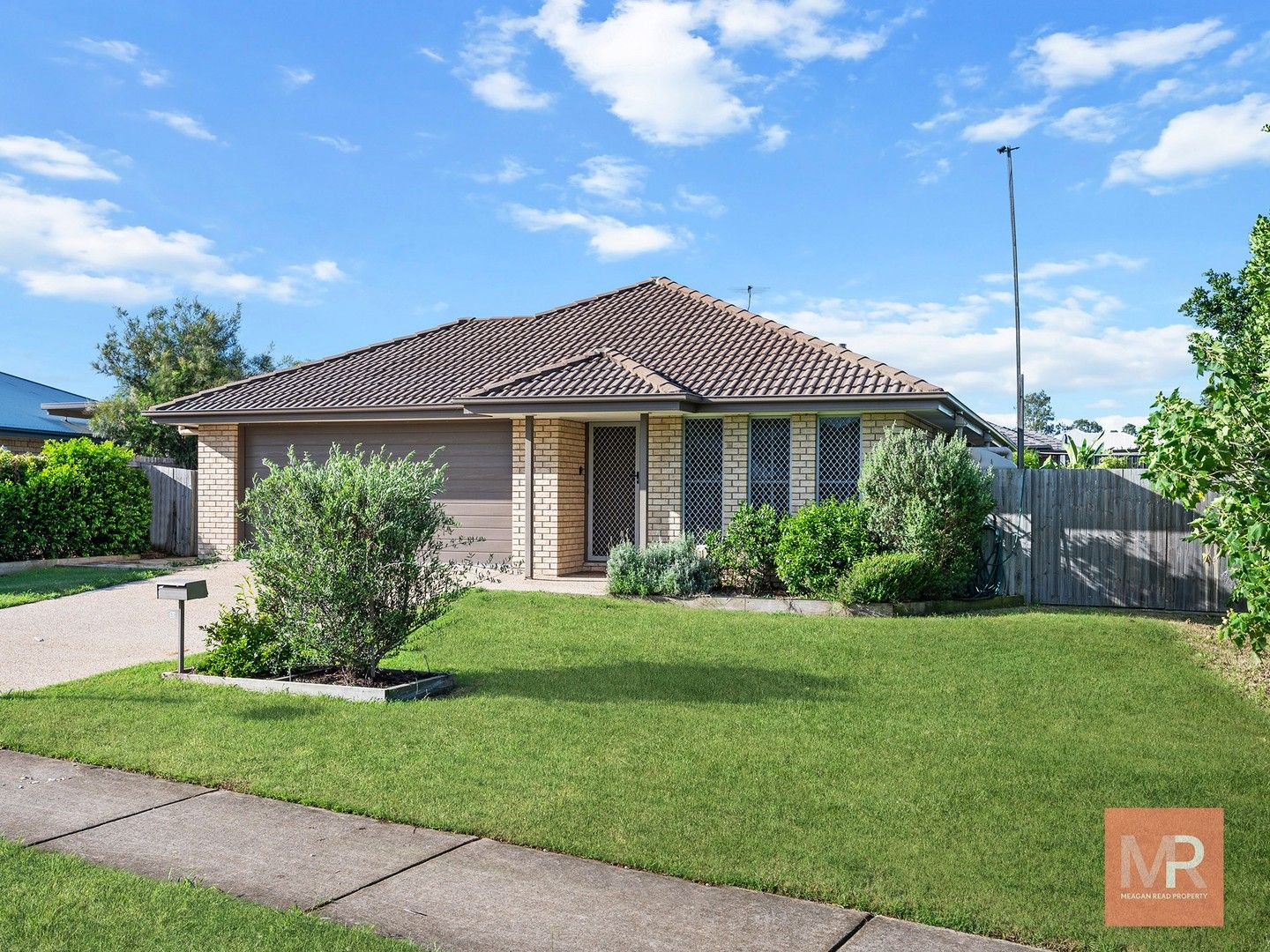 32 Creekside Crescent, Flagstone QLD 4280, Image 0