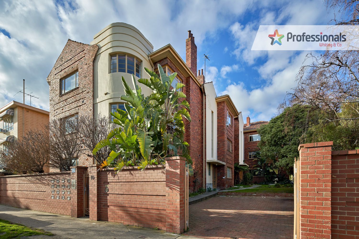 2 bedrooms Apartment / Unit / Flat in 14/10A Mitford Street ST KILDA VIC, 3182