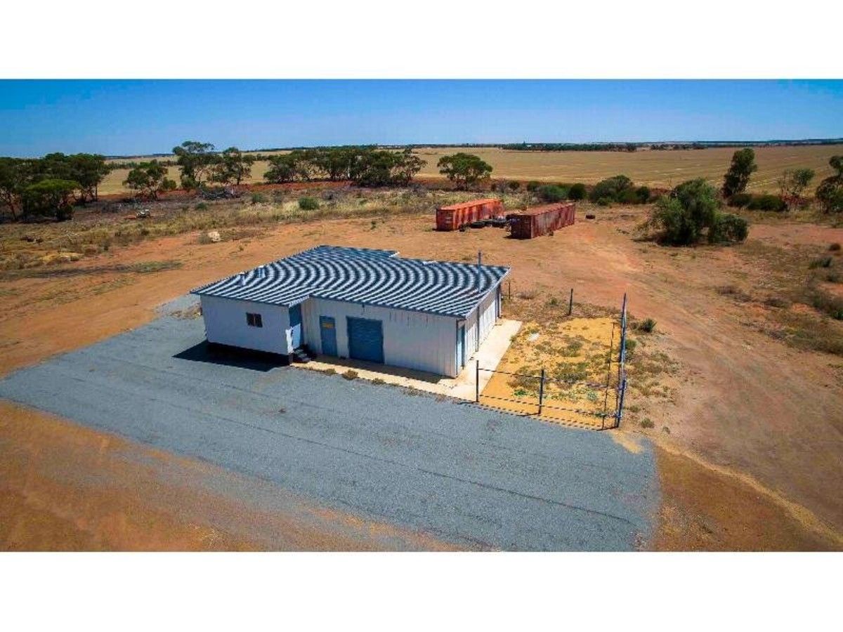 3 Carnamah-Perenjori Road, Perenjori WA 6620, Image 2