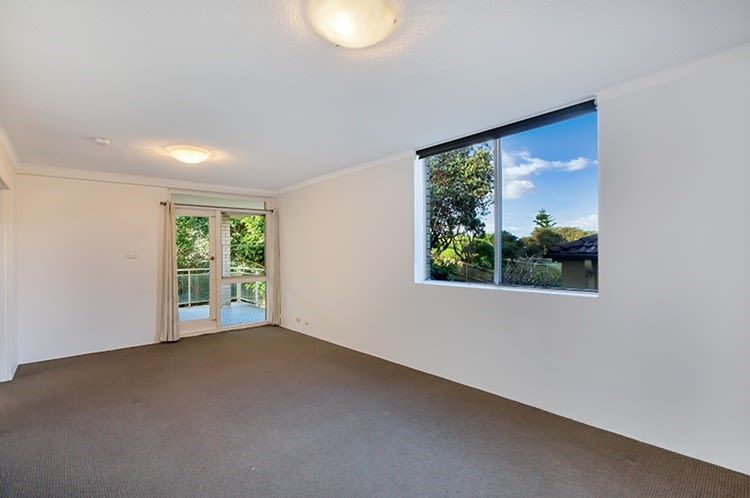 2 bedrooms Apartment / Unit / Flat in 4/136 Hastings Parade BONDI BEACH NSW, 2026