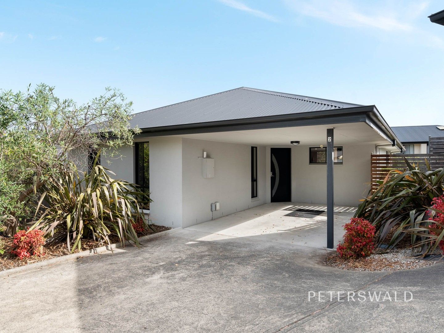 3 bedrooms Villa in 2/5 Honeyeater Court KINGSTON TAS, 7050