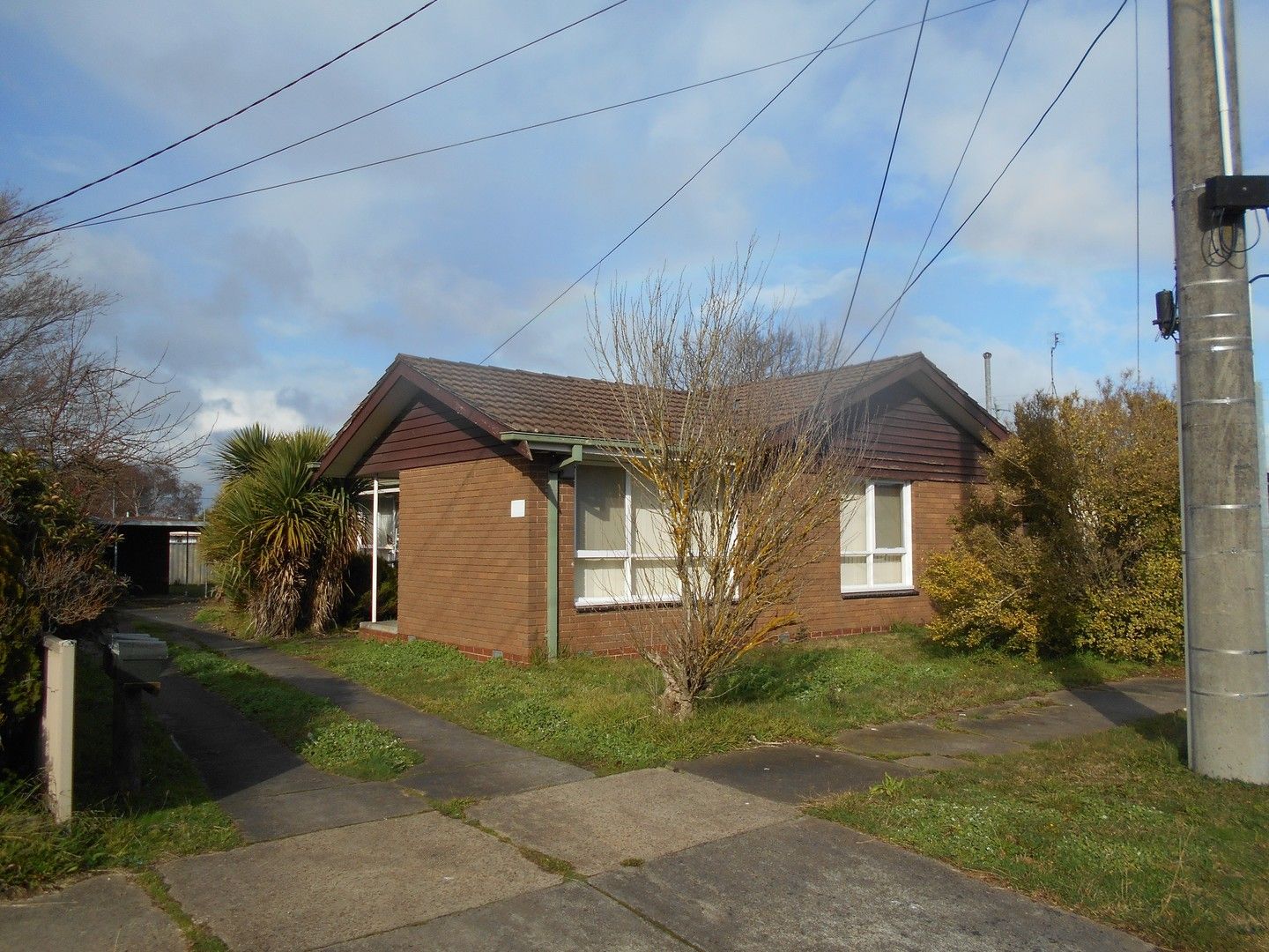 2 bedrooms Apartment / Unit / Flat in 1/2 Aubrey Street WENDOUREE VIC, 3355