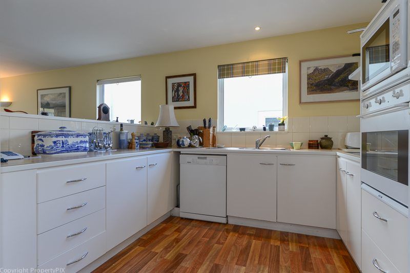 82 Salamanca Square, BATTERY POINT TAS 7004, Image 2